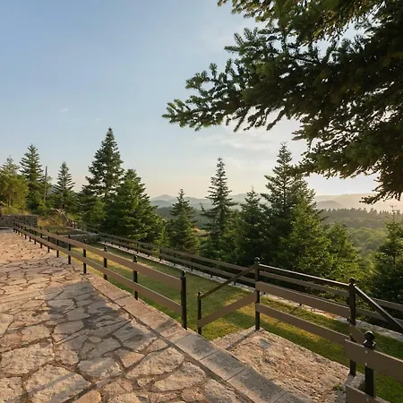 Relax In Mainalo Radhos