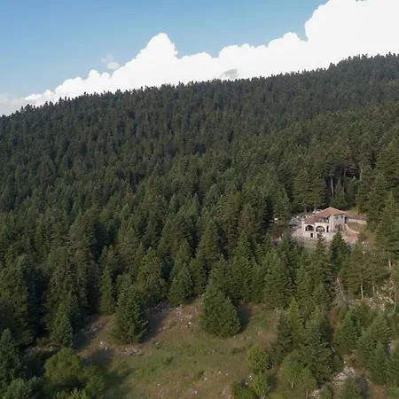 Relax In Mainalo Villa Radhos