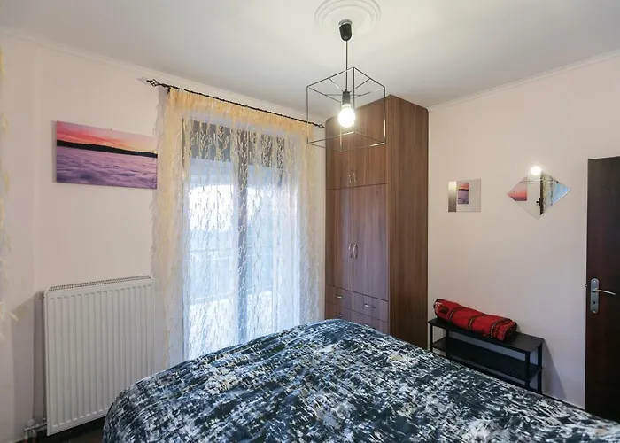 Relax In Mainalo Villa