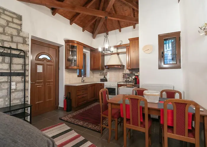 Villa Relax In Mainalo Radhos