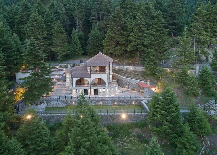 Relax In Mainalo Villa