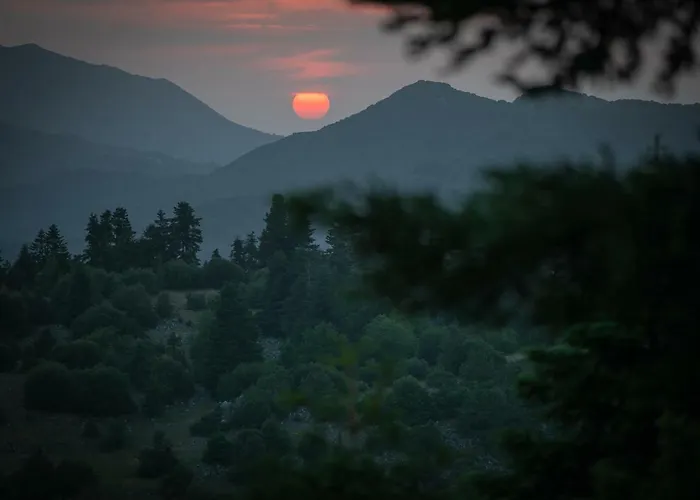 Relax In Mainalo * Radhos