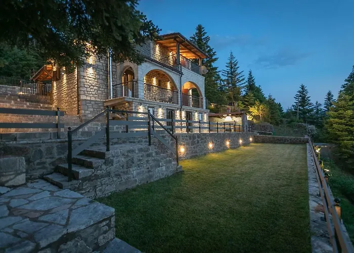 Relax In Mainalo Villa